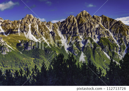 Mountain landscape of the Stubai Alps Mountain landscape of the Stubai Alps 112713726