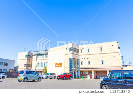 新潟市西區役所黑崎支所 新潟市西區役所黑崎支所 112713840