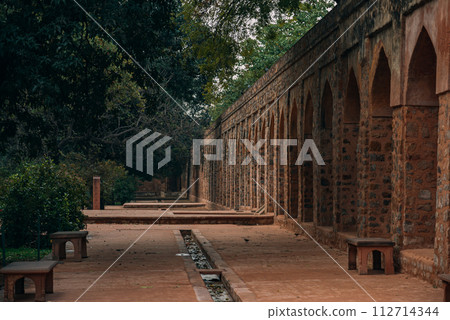 Temple of Humayun in New Delhi 112714344