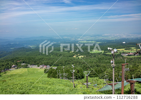 從大山真澄高原眺望米子市和日本海 從大山真澄高原眺望米子市和日本海 112716288