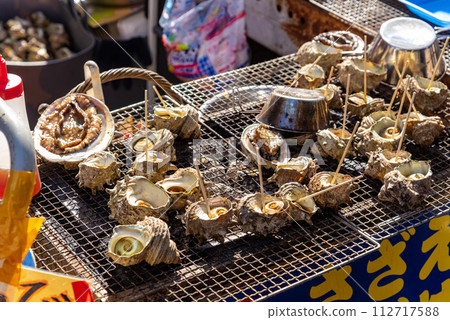 Grilled turban shells at Yobuko morning market 112717588