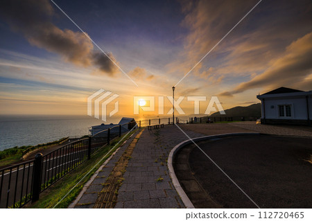 Sunset at Kadoirada seen from along the coast 112720465
