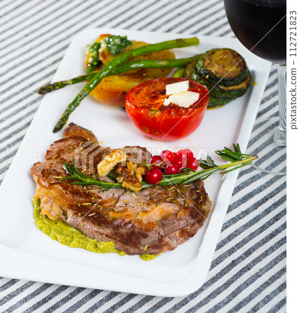 Veal with grilled vegetables Veal with grilled vegetables 112721823