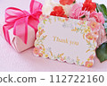 bouquet and thank you card 112722160