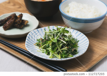 Mizuna salad for lunch 112727203