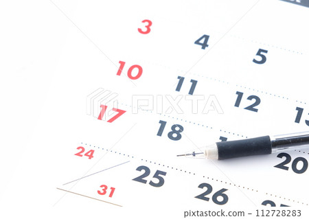An image of looking at the calendar and looking forward to payday on the 25th. 112728283