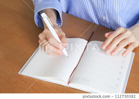 Notebook schedule image Notebook schedule image 112730382