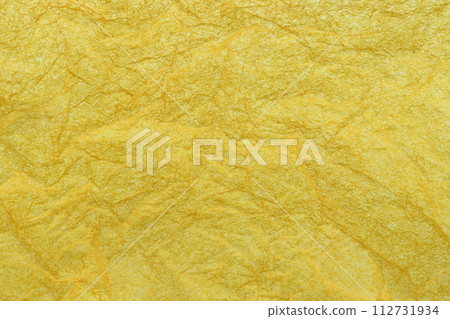 用日本紙表現粗獷的背景材料(金色) 用日本紙表現粗獷的背景材料(金色) 112731934