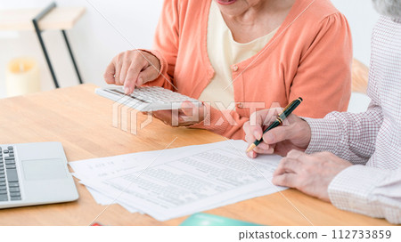 老年夫婦的生命終結 112733859