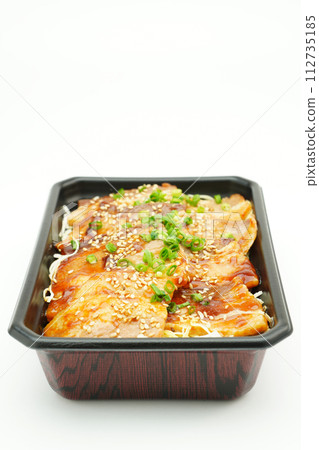 Pork yakiniku bento Pork yakiniku bento 112735185