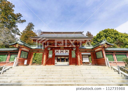 Shibahiko Shrine gate in early spring Shiogama City, Miyagi Prefecture 112735988