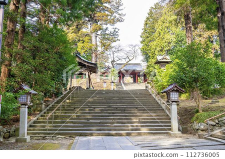 Shiogama Shrine in early spring, East Shinmon gate and stone steps, Shiogama City, Miyagi Prefecture Shiogama Shrine in early spring, East Shinmon gate and stone steps, Shiogama City, Miyagi Prefecture 112736005