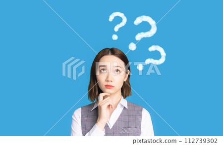 有疑問的女人問號 有疑問的女人問號 112739302