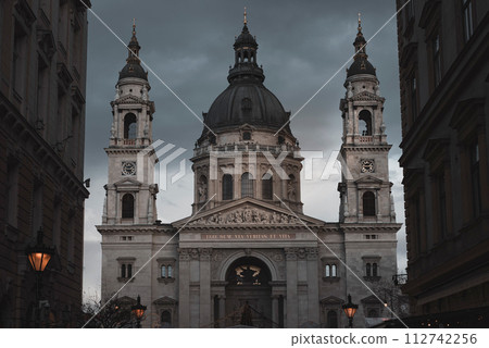 Saint Stephen's Basilica. Budapest, Hungary 112742256
