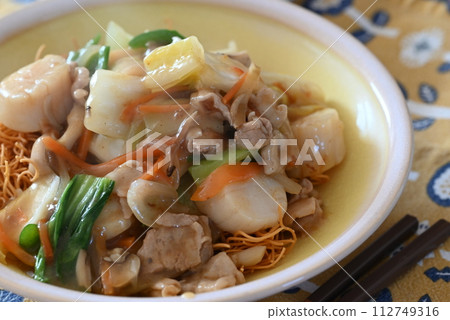 Homemade and simple Nagasaki Sara Udon Homemade and simple Nagasaki Sara Udon 112749316