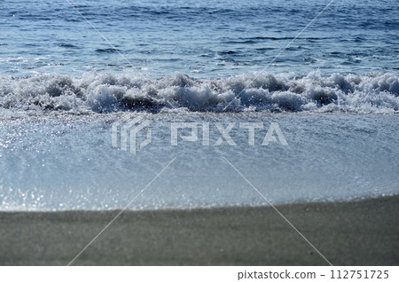 一個海灘 112751725