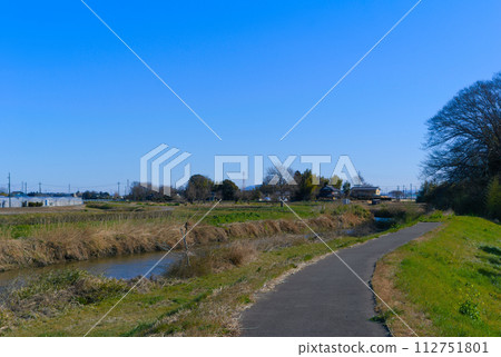 Scenery along the Nakagawa Cycling Road, Saitama Prefecture, March 2024 112751801