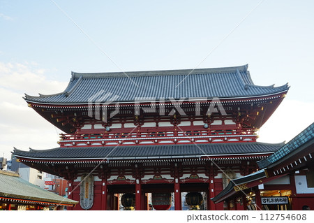Japan Tokyo Asakusa Sensoji Temple Hozomon 112754608