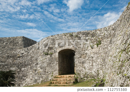 Zakimi Castle Ruins [Yomitan Village, Nakagami District, Okinawa Prefecture] 112755380
