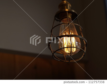 vintage style led bulb 112757338