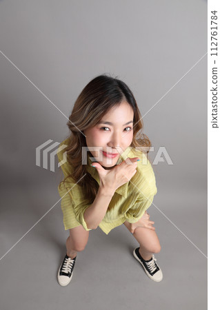 Young Asain Woman Young Asain Woman 112761784