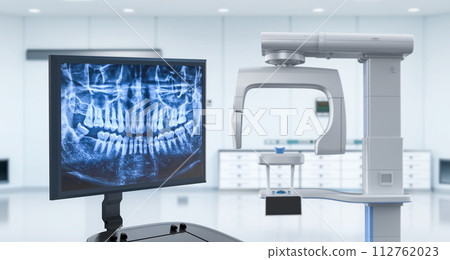Digital x-ray film on monitor with scanner machine 112762023