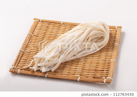 本間烏龍麵(手擀麵) 本間烏龍麵(手擀麵) 112763430