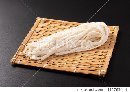 本間烏龍麵(手擀麵) 本間烏龍麵(手擀麵) 112763444