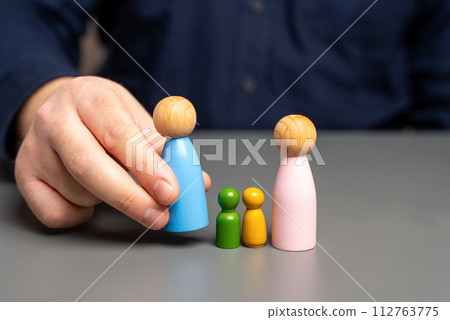 Find a man for the family. The new father of the family. Reunion. Reintegration into society, psychological rehabilitation for victims of PTSD. Reuniting children with biological relatives. Find a man for the family. The new father of the family. Reunion. Reintegration into society, psychological rehabilitation for victims of PTSD. Reuniting children with biological relatives. 112763775