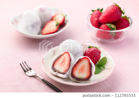 春季日式甜點 草莓大福 112765555