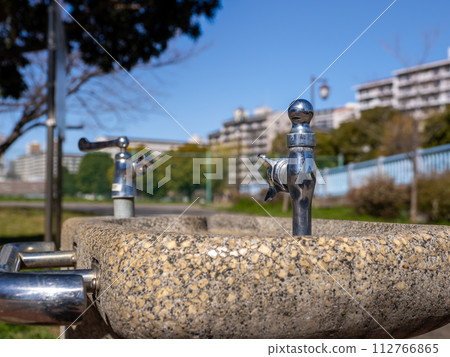 公園飲水機 公園飲水機 112766865