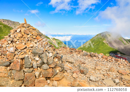 [固定價格]乘鞍山（富士見山）的夏季風景 112768058