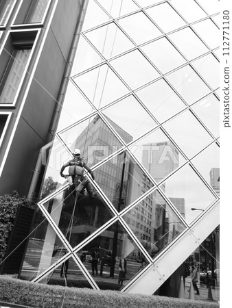 glass cleaning work glass cleaning work 112771180