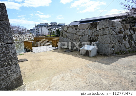 Mizunomon and stone wall of Ako Castle Mizunomon and stone wall of Ako Castle 112773472