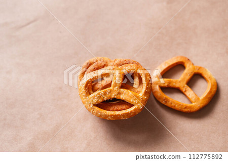 Pretzel Pretzel 112775892