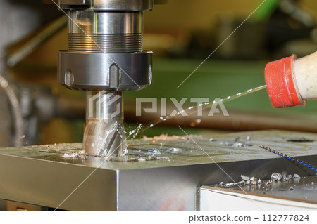 The hole boring  process on NC milling machine with flat end mill tools. 112777824