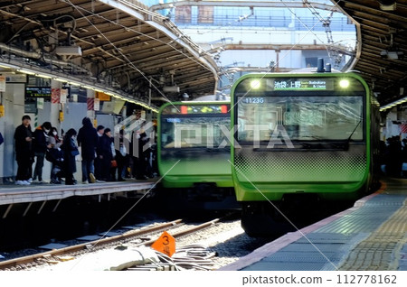 Yamanote Line at Shinjuku Station Yamanote Line at Shinjuku Station 112778162