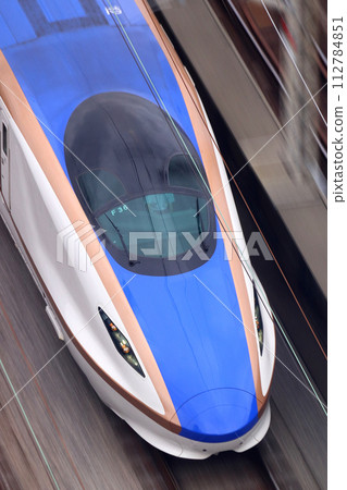 Joetsu Shinkansen / Hokuriku Shinkansen E7 series (follow shot) Joetsu Shinkansen / Hokuriku Shinkansen E7 series (follow shot) 112784851