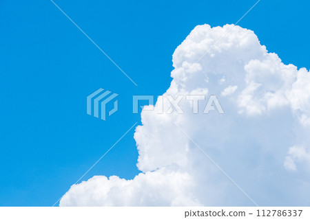 夏天藍天 112786337