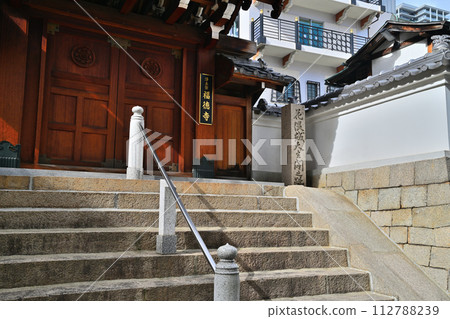@福寺花隈城天守閣遺址位於神戶市中央區花隈町 @福寺花隈城天守閣遺址位於神戶市中央區花隈町 112788239