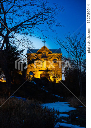 Illuminated retro church Illuminated retro church 112789044
