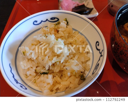 日本料理、日本懷石料理、豪華日本全套套餐 日本料理、日本懷石料理、豪華日本全套套餐 112792249