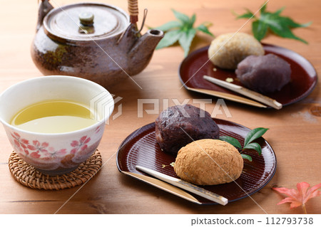 代表日本的日式點心“萩” 112793738