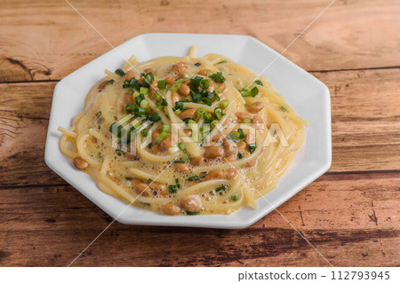日式義大利麵 納豆義大利麵 日式義大利麵 納豆義大利麵 112793945
