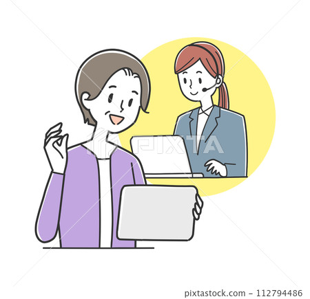 Middle-aged and elderly women consulting online Middle-aged and elderly women consulting online 112794486