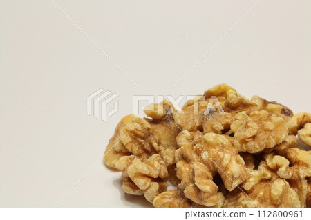 Walnut fruit Walnut fruit 112800961