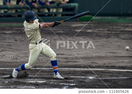 高中棒球比賽風景打擊場景 高中棒球比賽風景打擊場景 112805626