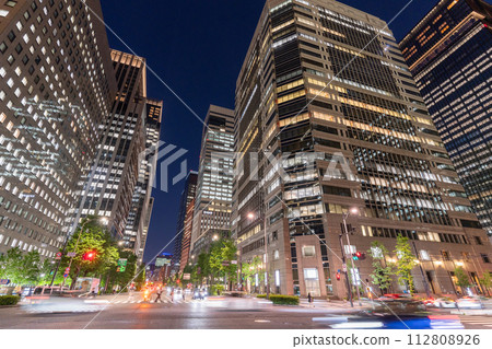 《東京》大手町辦公區,日本經濟的中心 《東京》大手町辦公區,日本經濟的中心 112808926