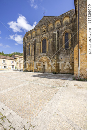 Cloitre de Cadouin (Abbaye de Cadouin), UNESCO World Heritage Site, Le Buisson-de-Cadouin, Dordogne department, New Aquitaine, France 112809699