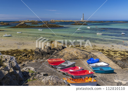 Virgin Island Lighthouse (Phare de Lile Vierge), Plouguerneau, Finistere, Brittany, France 112810110